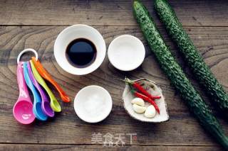 凉拌黄瓜的做法步骤：1