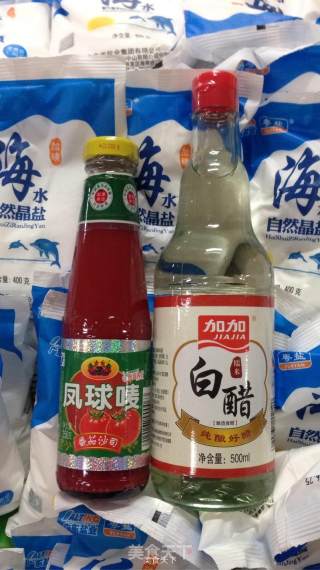 糖醋排骨的做法步骤：1