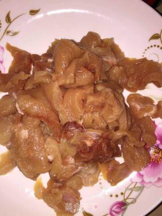 豆角炒肉的做法步骤：1
