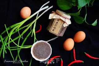 一罐鲜酱 裹住海的味道【爬虾酱鸡蛋羹】的做法步骤：1