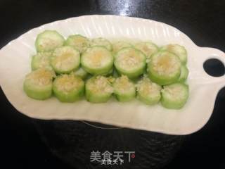 蒜蓉丝瓜的做法步骤：2