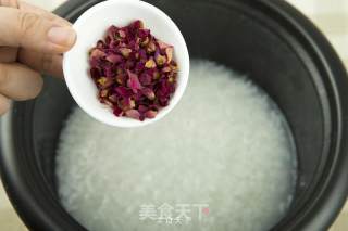 玫瑰花粥的做法步骤：3