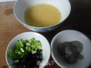 三鲜猪肉馄饨的做法步骤：2
