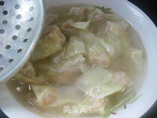 三鲜猪肉馄饨的做法步骤：9