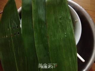 记忆犹新的思乡味道--红糖蜜豆粽子的做法步骤：1