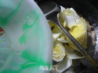 麻辣香肠猪肚炒娃娃菜的做法步骤：7