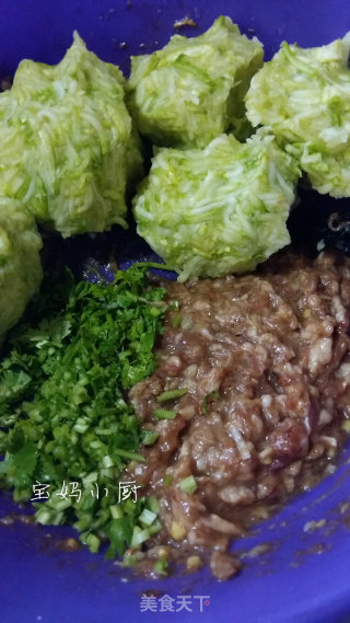 柳叶馅饼的做法步骤：4