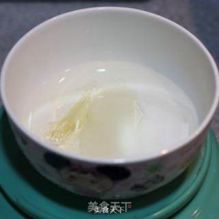 炎夏里的一丝清凉-----樱桃果冻的做法步骤：5