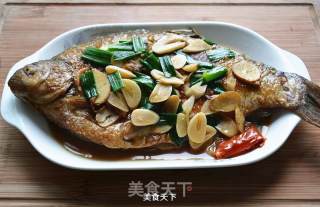 红烧鳊鱼的做法步骤：9
