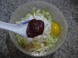 辣味圆白菜鸡蛋饼的做法步骤：7