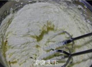 盈太美食俱乐部---吸引小朋友的可爱圣诞树糖霜饼干的做法步骤：2