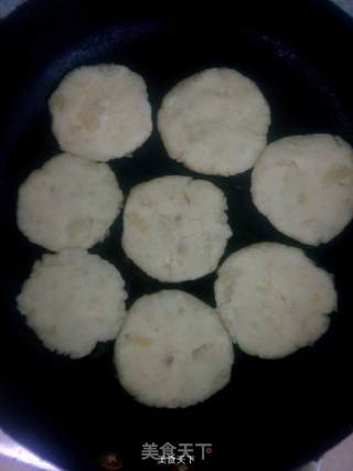 土豆饼的做法步骤：5