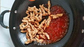 糖醋里脊的做法步骤：10