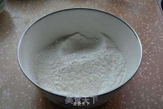 自制蛋挞皮的做法步骤：2