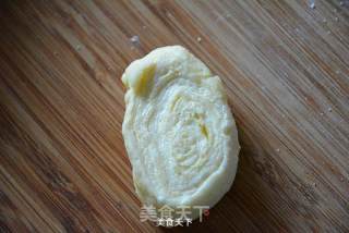 自制蛋挞皮的做法步骤：15