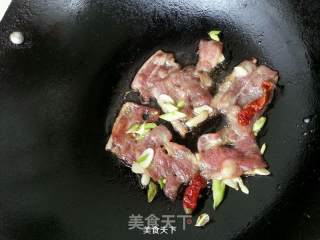 培根炒秋葵的做法步骤：5