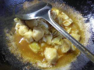 咖喱墨鱼丸圆白菜的做法步骤：9