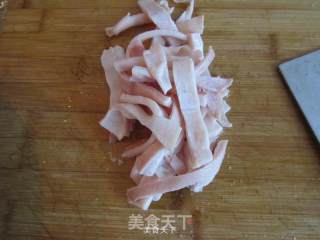 罐闷酥骨带鱼的做法步骤：2