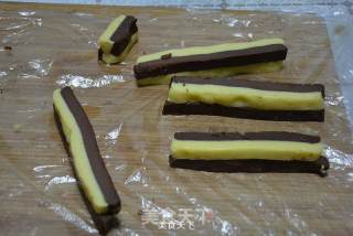 双色棋格饼干的做法步骤：13