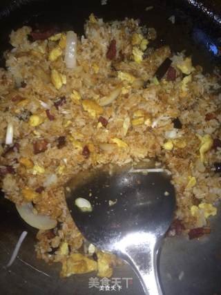 腊肉炒饭的做法步骤：5
