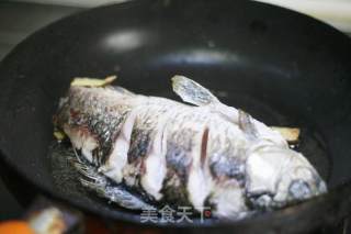 鲫鱼豆腐汤的做法步骤：3