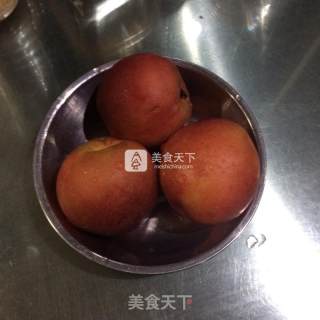 桃子奶昔的做法步骤：1