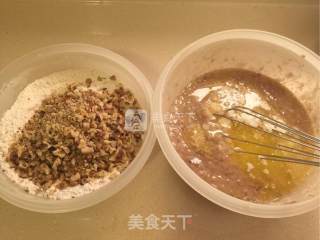 香蕉核桃马芬的做法步骤：4