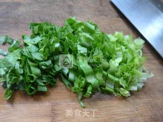 榨菜丝油麦菜炒饭的做法步骤：3