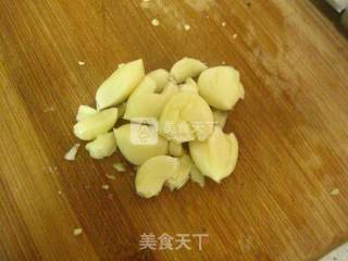 鸭子的最好归宿---仔姜烧鸭子的做法步骤：4