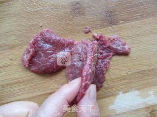 灯椒炒牛肉的做法步骤：4