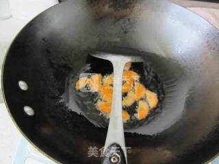 灯椒炒牛肉的做法步骤：7