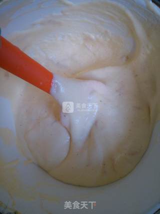 炼乳戚风蛋糕的做法步骤：10