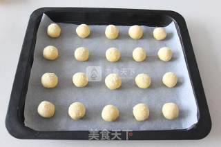 香酥芝士球的做法步骤：8