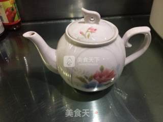 柠檬冰红茶的做法步骤：1