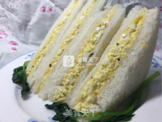 鸡蛋三明治的做法步骤：3
