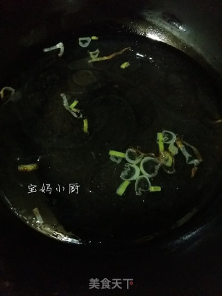 菠菜烫稀饭的做法步骤：3