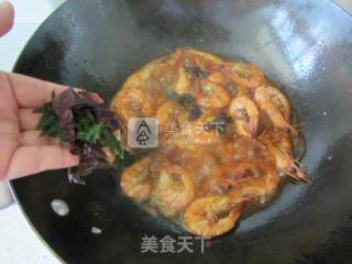 红烧对虾的做法步骤：12