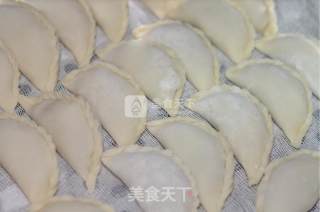 虾仁蒸饺的做法步骤：2