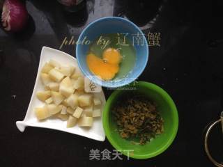 土豆鸡蛋煎的做法步骤：3
