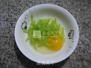 椒蛋汤面的做法步骤：2