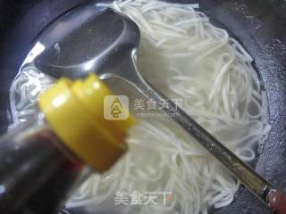 椒蛋汤面的做法步骤：8