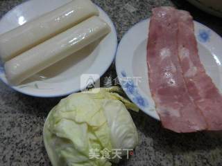 培根包心菜炒年糕的做法步骤：1