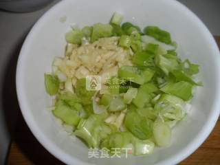 红烧狮子头四喜丸子的做法步骤：6