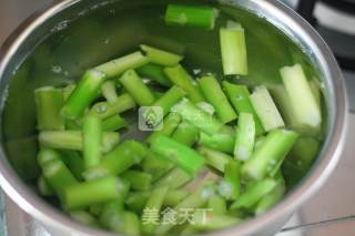 芦笋酸奶思慕雪的做法步骤：4
