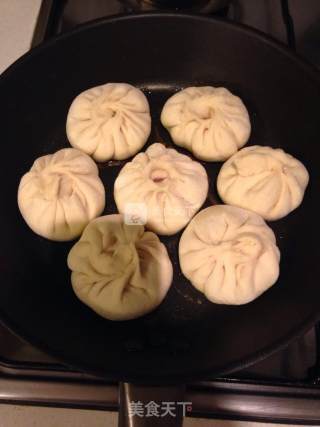 生煎大包子的做法步骤：14