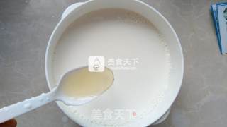 自制蜂蜜酸奶的做法步骤：4
