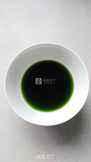 清爽鲜美好滋味~~~鲜蛤菠菜面的做法步骤：1
