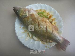清蒸鲈鱼的做法步骤：5