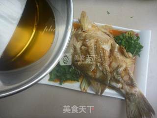 清蒸鲈鱼的做法步骤：9
