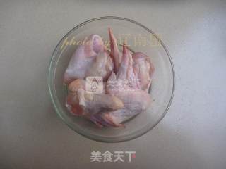 酱烤鸡翅的做法步骤：1
